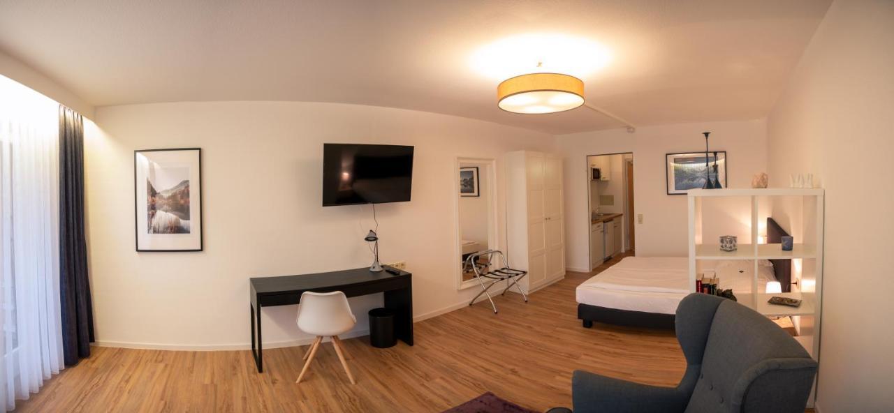 Hotel Quellenhof Bad Urach Extérieur photo